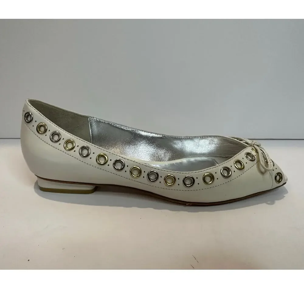 daniblack Leather Grommet Peep Toe Flats Women's 7.5 Cream Edgy Chic Mixed Metal